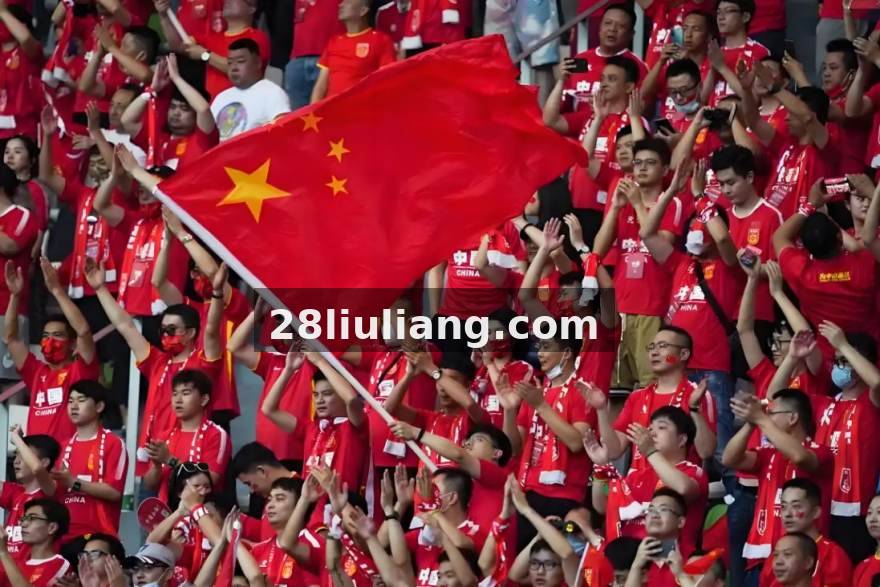 蜂鸟电竞 转会窗口后的阵容磨合期：新阵容能否兑现纸面实力